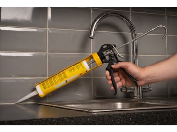 Roughneck | Roughneck Heavy Duty Sealant Gun 10.1/2 IN