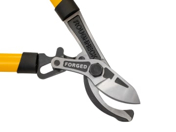 Roughneck | XT Pro Telescopic Bypass Loppers 695 - 945mm