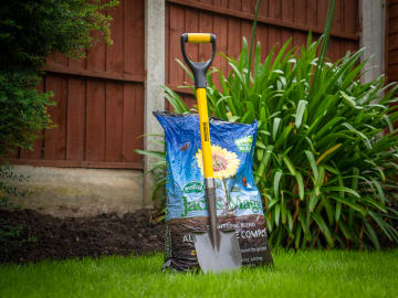 Roughneck | Mini Shovel, Round Point
