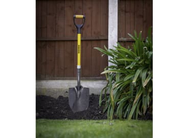 Roughneck | Sharp Edge Round Shovel