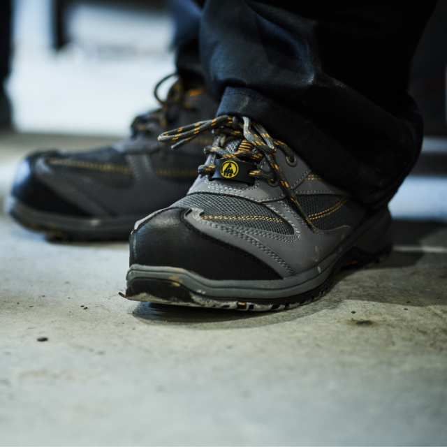 V12 Turbo IGS Grey Womens Safety Trainer S1P HRO SRC